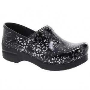 NEW DANSKO women's professional patent clog in pewter leopard